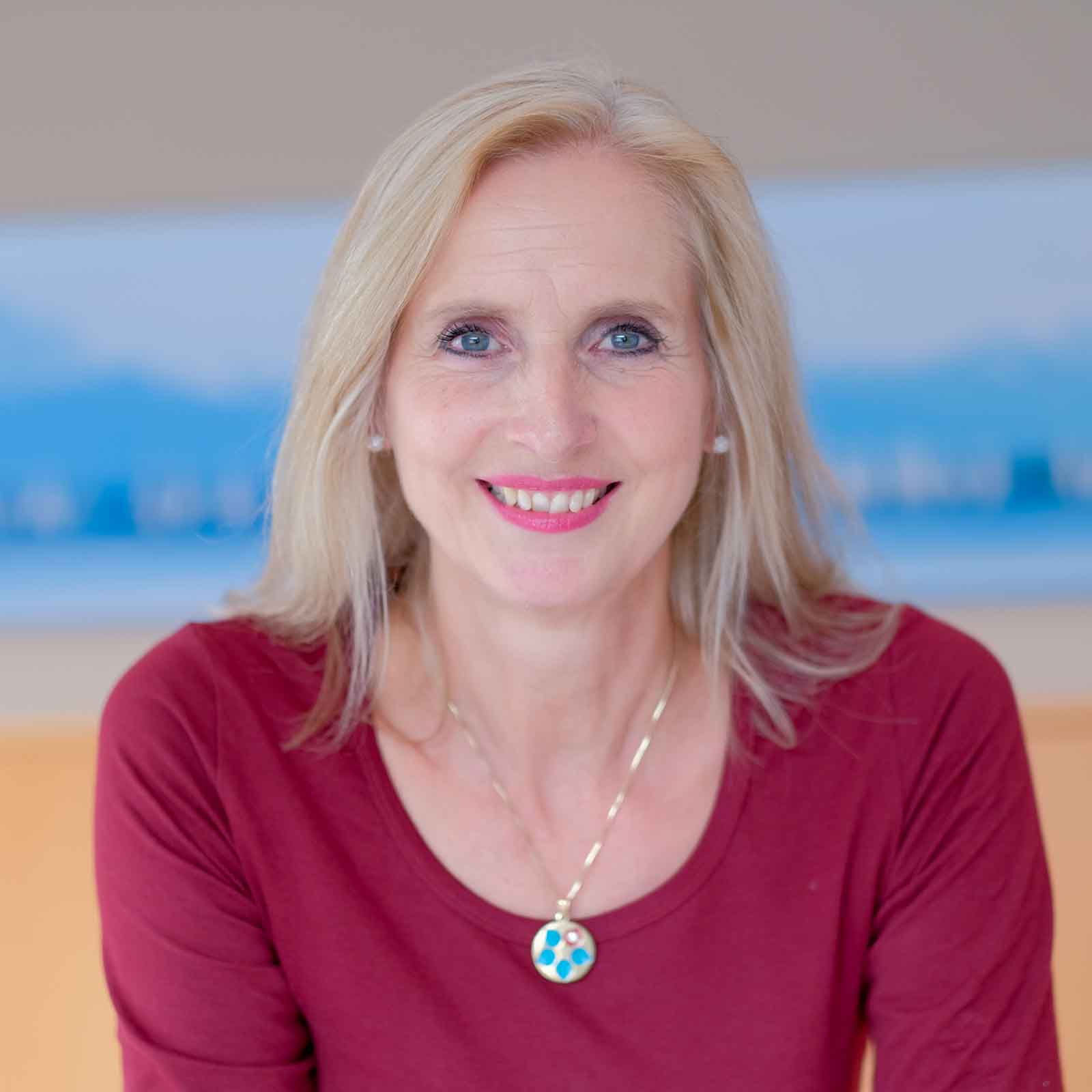 Dr. Daniela Petersen-Miecke